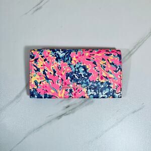 Lilly Pulitzer Folding Wallet Sunnies Case in It's Always Sunny Somewhere